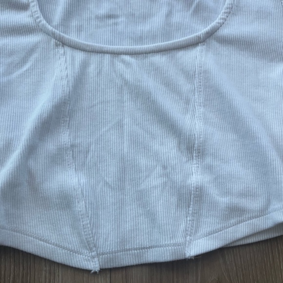 Garage Cropped Ribbed Shirt - Picture 3 of 6